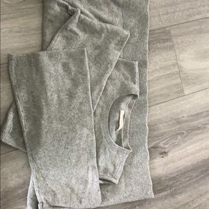 Grey cold shoulder wide sleeved sweater